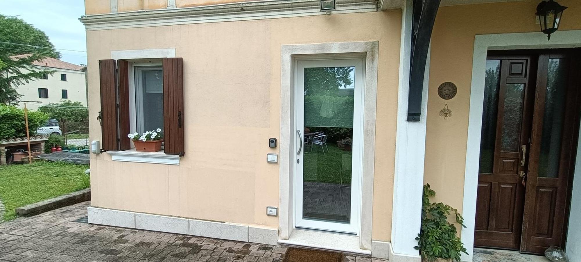 B&B We Care Appartamento Lendinara Kültér fotó